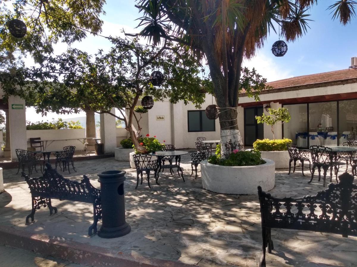 Radisson Hotel Tapatio Guadalajara Aeropuerto Tlaquepaque Exterior foto